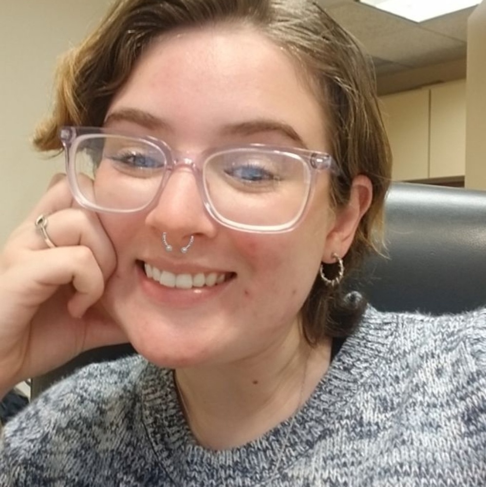 Meet your Posher, Cassie